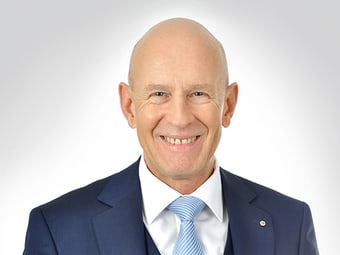 Martin Vogel – Bereichsleiter Zentralbereich und Vorsitzender der Geschäftsleitung bei der Schaffhauser Kantonalbank Martin Vogel – Bereichsleiter Zentralbereich und Vorsitzender der Geschäftsleitung bei der Schaffhauser Kantonalbank